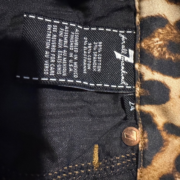 7 For All Mankind skinny cropped stretch animal print jeans - Picture 4 of 4